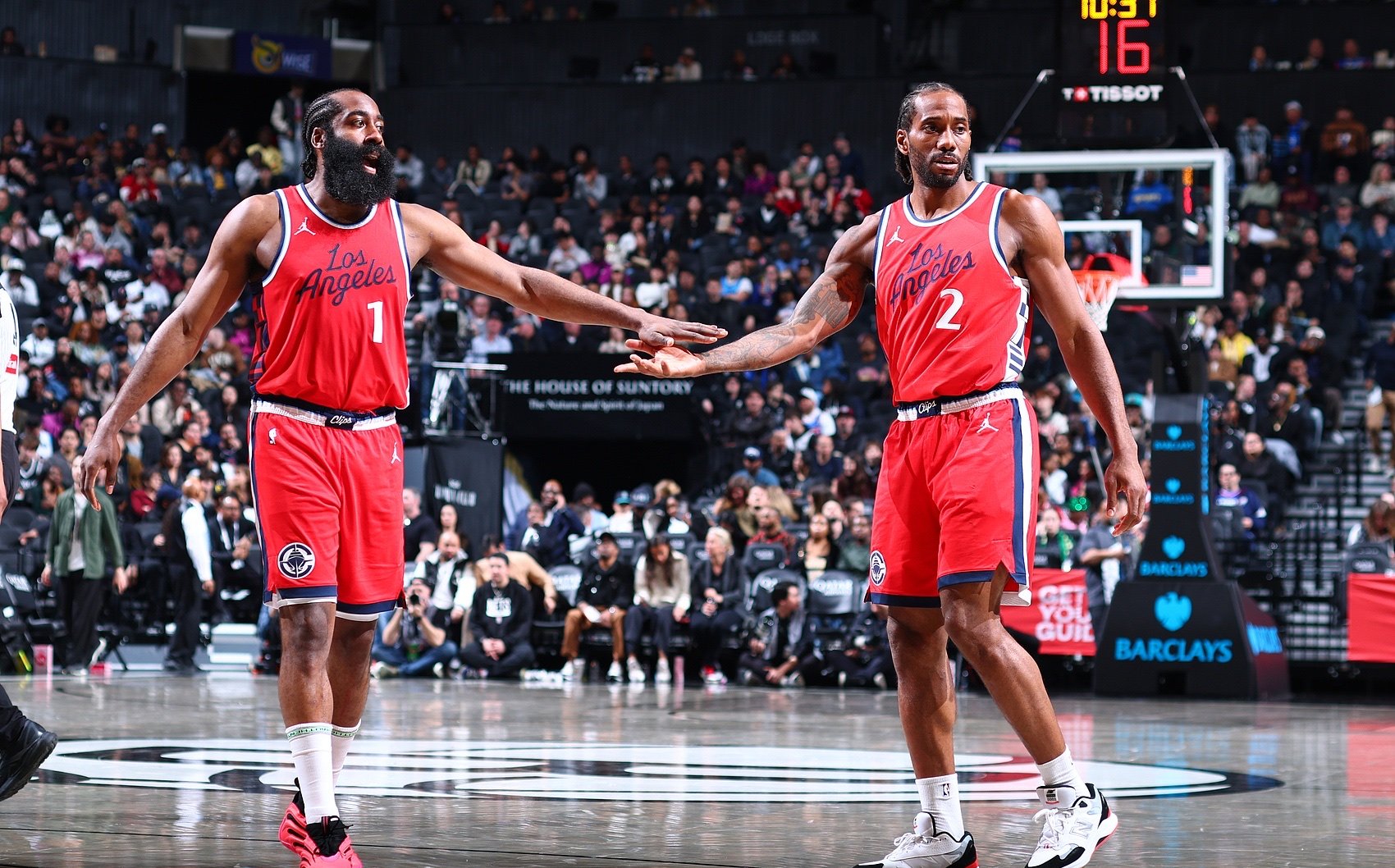 包含哈登连续十二场比赛得分超过爆冷，瑞士队挑战极限！的词条